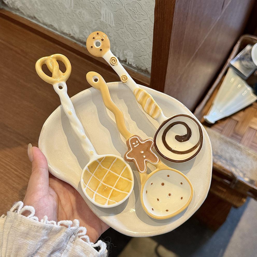 Underglaze Color Cute Ceramic Spoon Personal Special High-value Spoon Creative Long-handled Spoon Spoon Meal Spoon Household