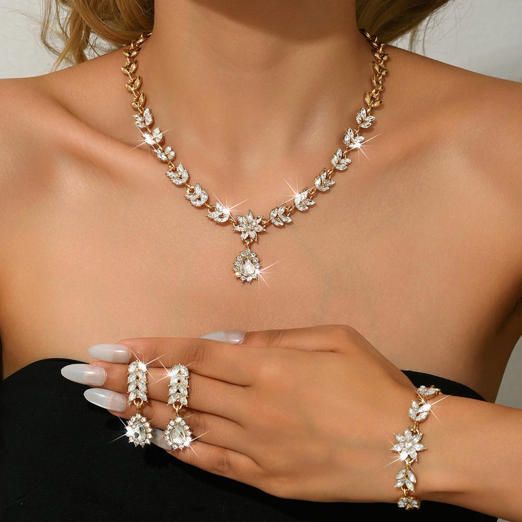 European and American fashion personality exquisite leaf drop earrings necklace bracelet classic bride wedding set