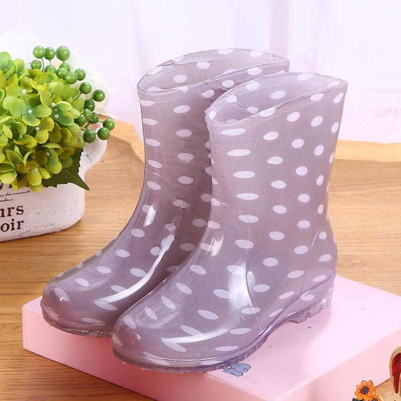 Women's Waterproof Jelly Rain Boots - Non-slip Fashionable Rubber Overshoes