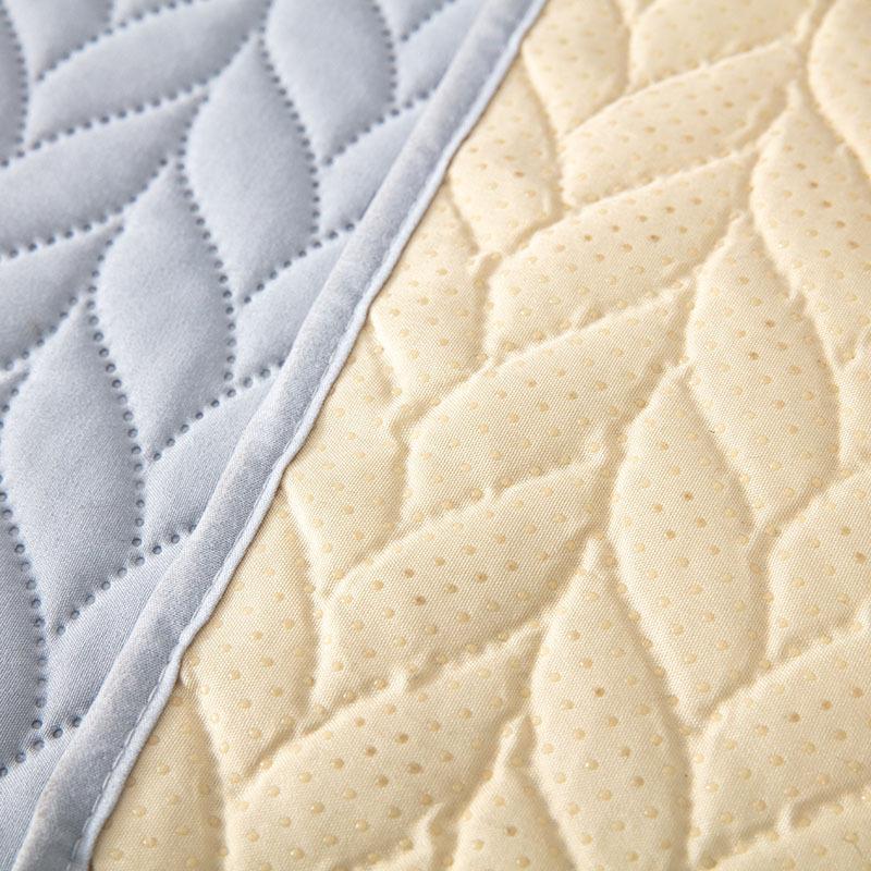 Waterproof Sofa Cover Wear-Resistant Pet Sofa Cushion Solid Color Anti-Urine Non-Slip Sofa Slipcover
