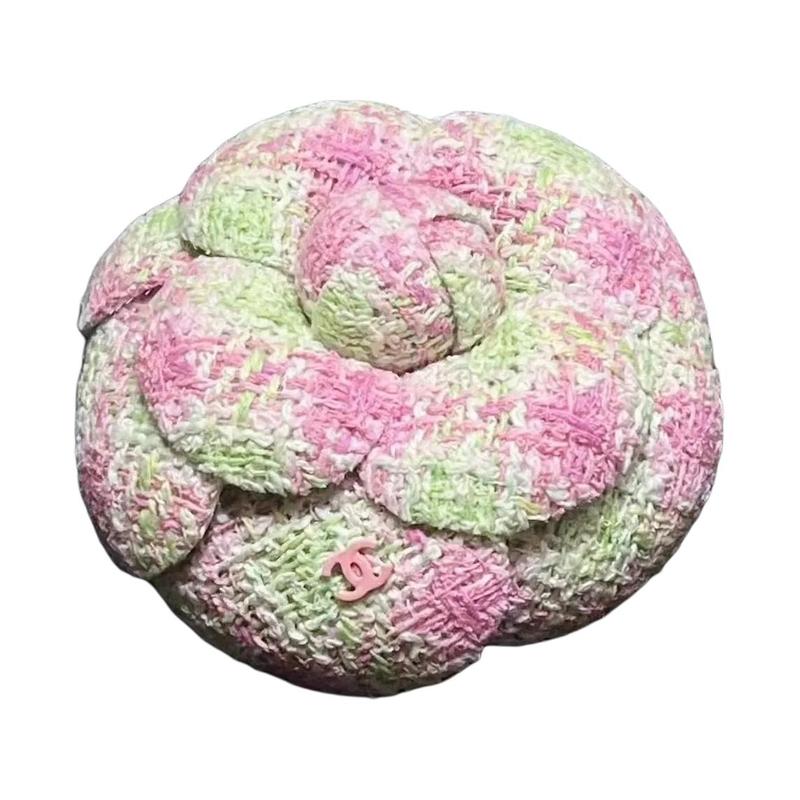 

CHANEL [25S Spring and Summer] Camellia Flower Design Cotton Brooch Women s Pink рожевий
