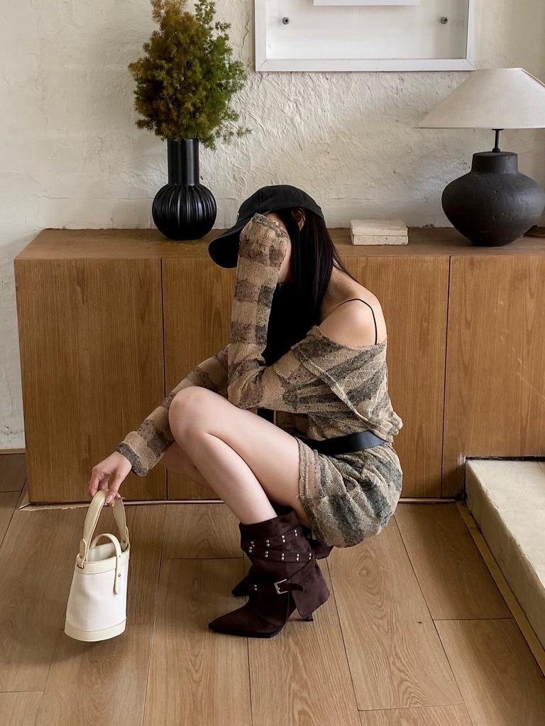 2025 New European and American Style Belt Buckle Wide Tube Pointed Head Thin Heel Thin High Heel Short Boots