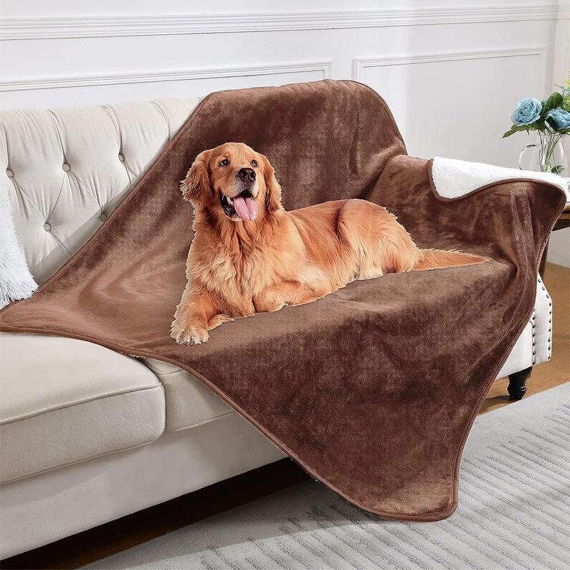 Top-Rated Waterproof Flannel Sherpa Pet Blanket - Thickened, All-Season Comfort for Dogs and Cats