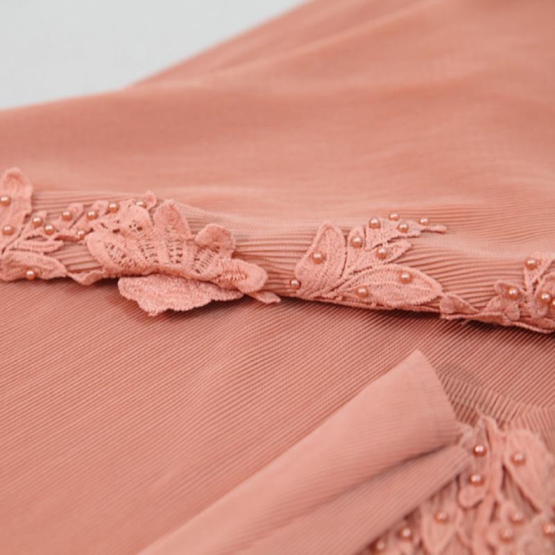 Shiz Madam Pleats Blouse With Shoulder Flower Motif T57530
