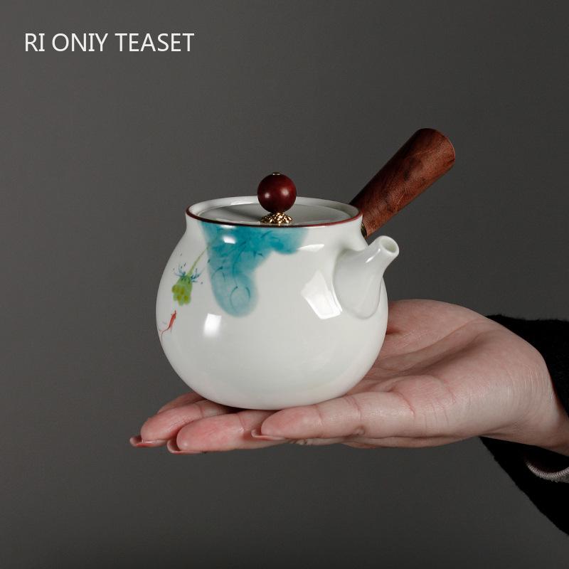 

220 мл китайский традиционный керамический чайник, расписанный вручную, чайник в форме лотоса, деревянная ручка, бытовой чайник, фарфоровый чайный сервиз, аксессуары