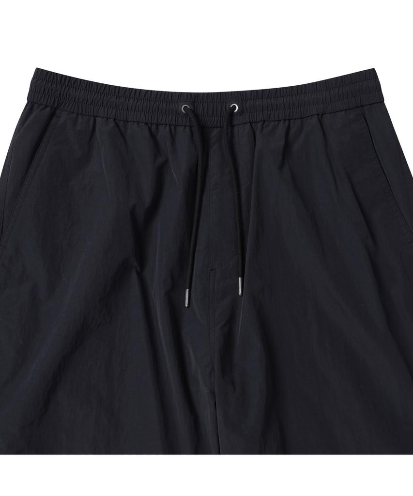 Keoseuuteommellou Black Parachute Pants _C9Pam25104Bkx