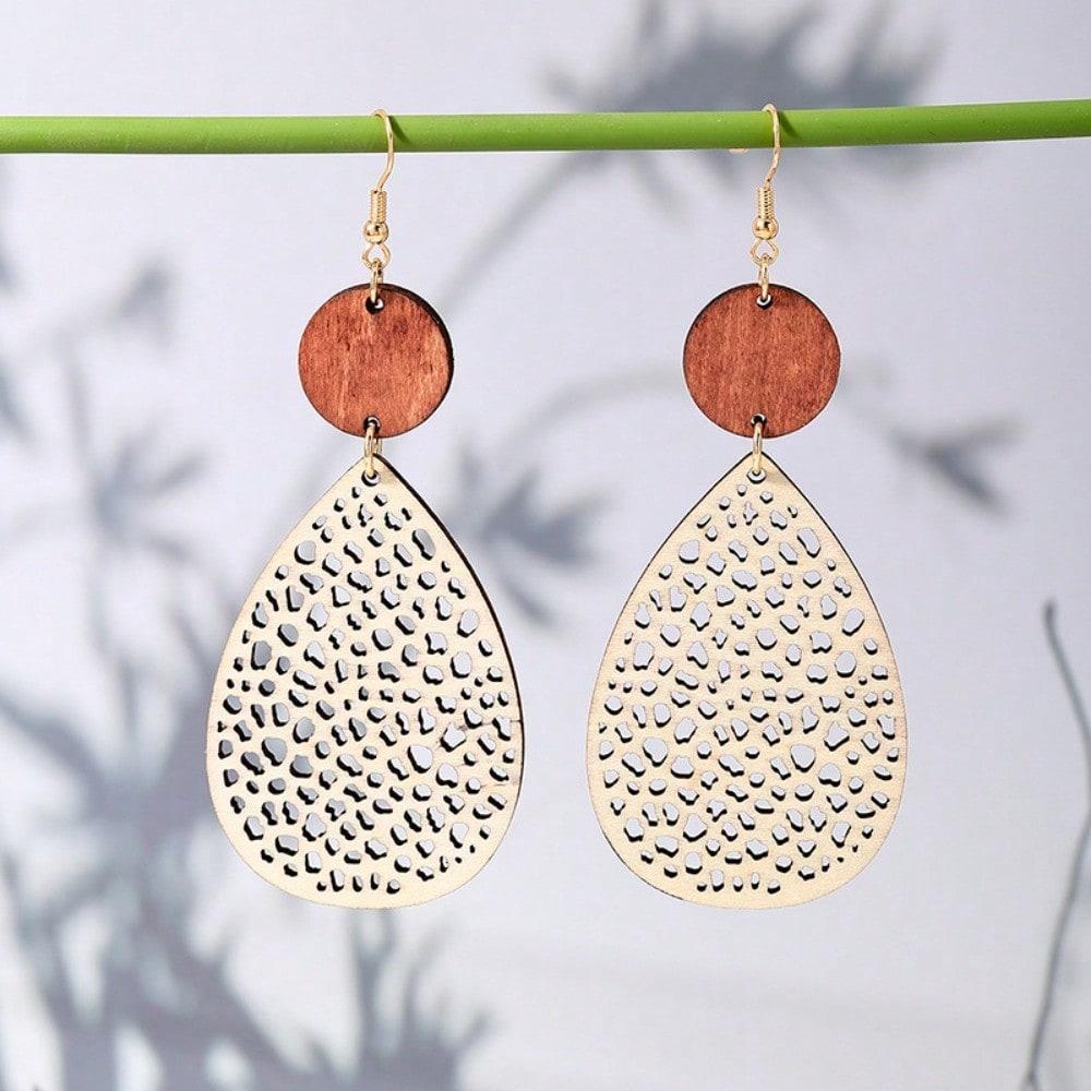 1 Pair Of Hollow Mesh Water Droplet Earrings, Retro Hook Earrings, Suitable For Daily Wear