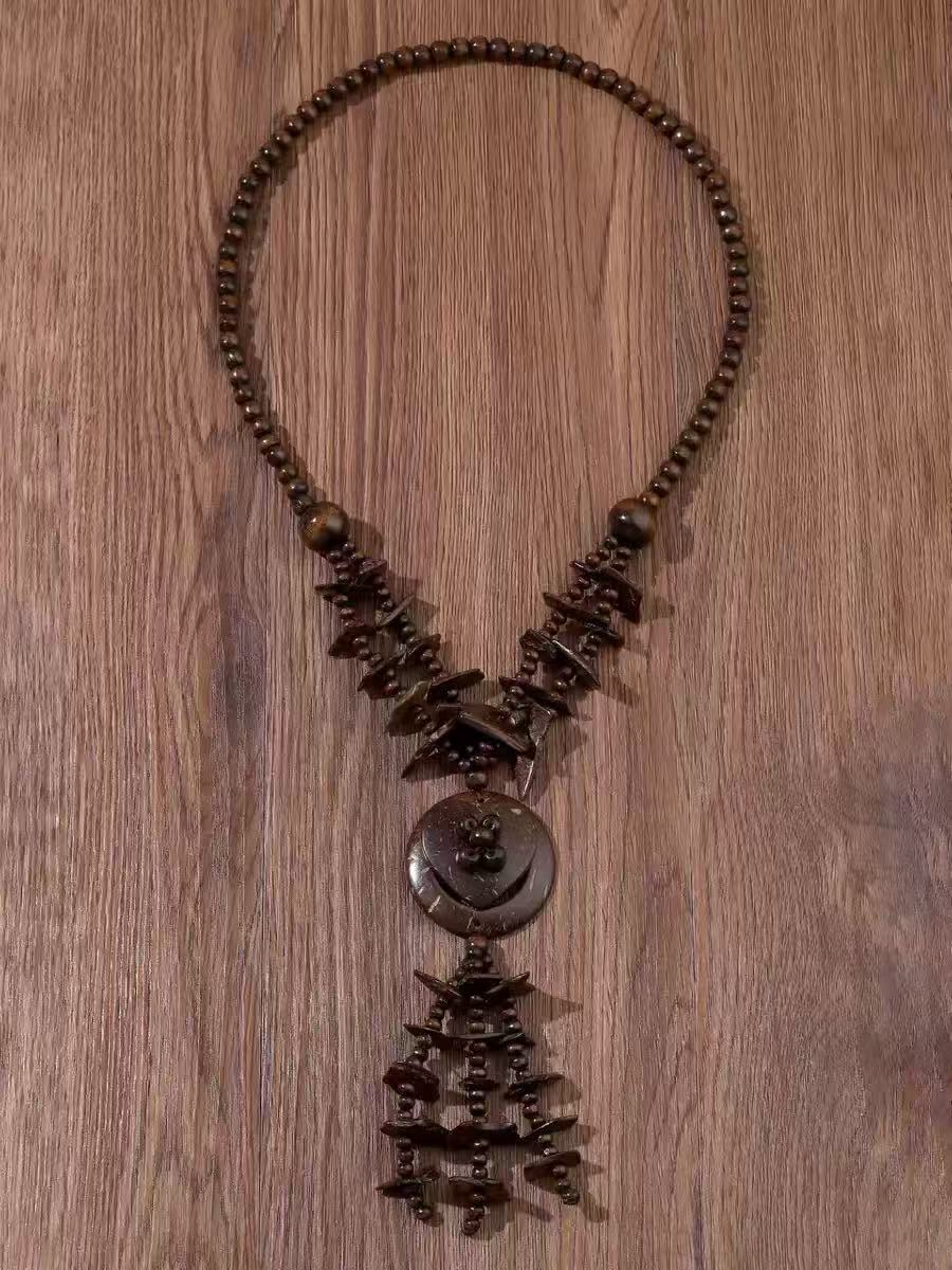 

JMXD-Girls Necklace Ethnic Style Necklace Ethnic Style European and American Long Coconut Shell Wood Bead Retro Necklace коричневий