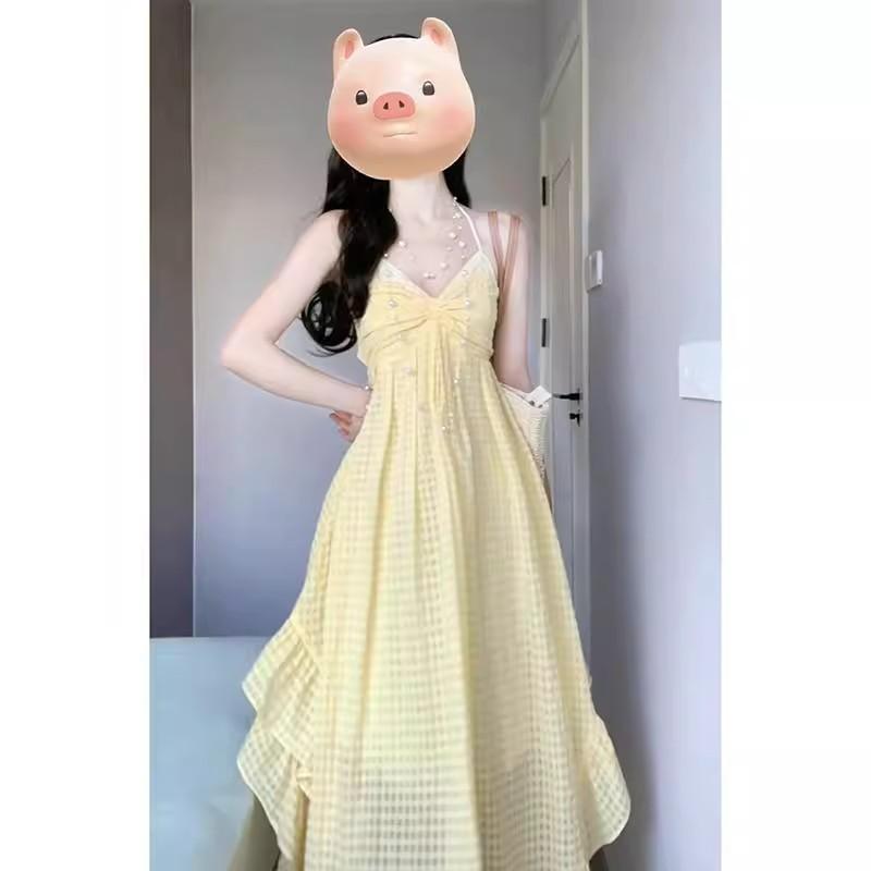 French Vacation Style V-neck Beach Dress Design Sense Niche Seaside Travel Sexy Suspender Dress Women's Summer