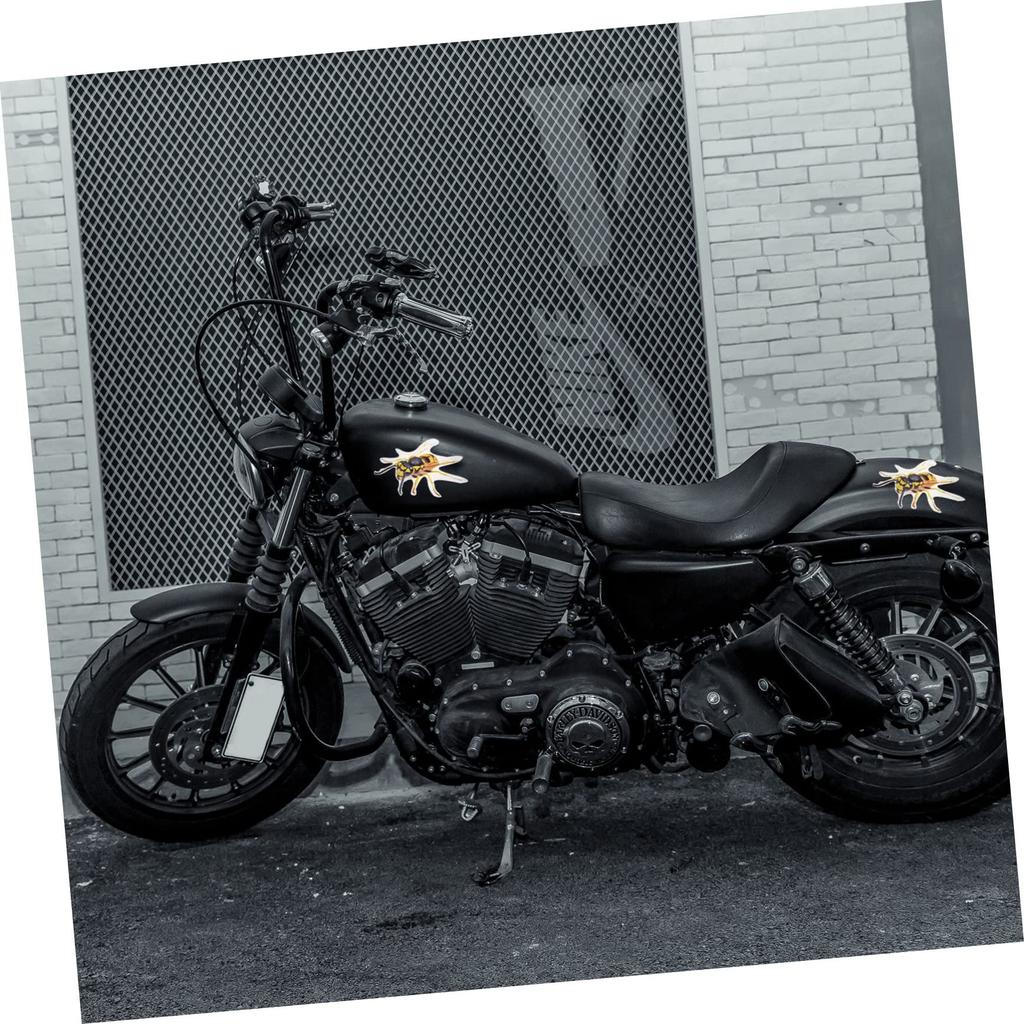 HEALEEP 2 Pcs Car Sticker Rearview Mirror Seal Bee Decal Wasp Sticker PVC Decoration 3D