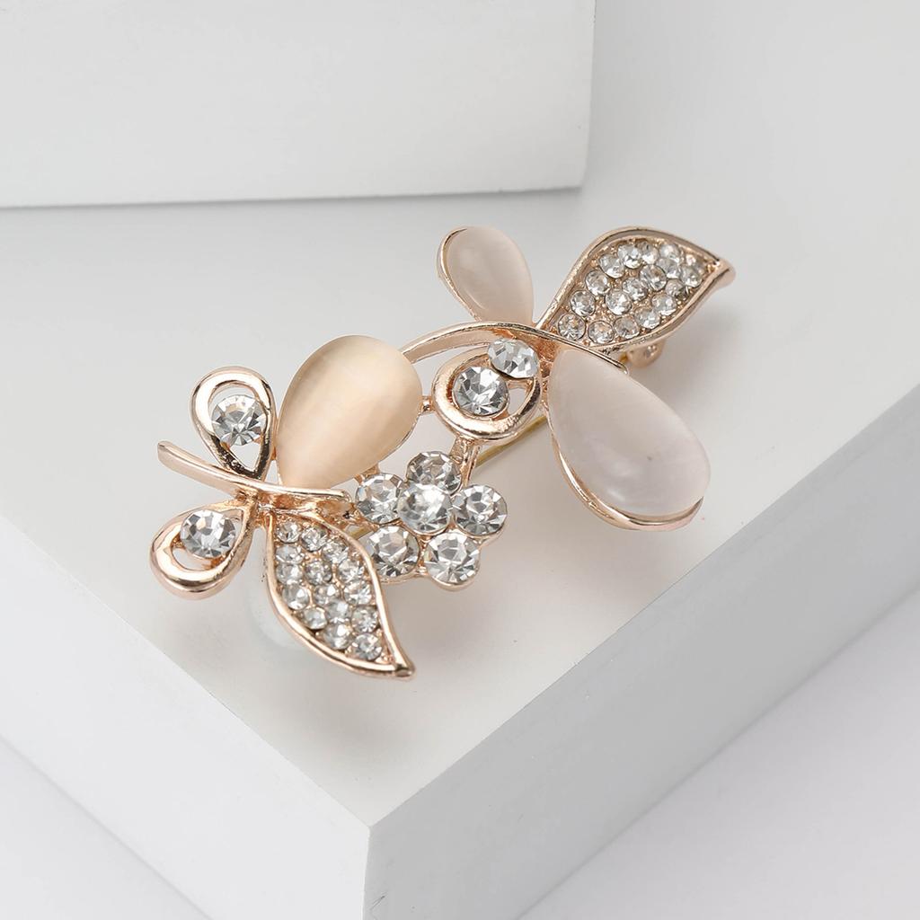 Creative Alloy Rhinestone Opal Butterfly Brooch Fashion Simple Women'S Clothing Brooch Ornament Pin