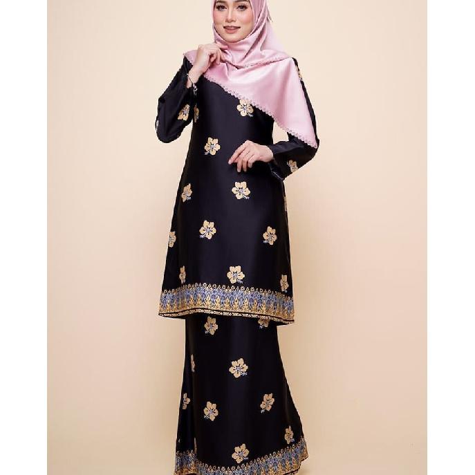 2025 New Printed Pattern Kurung Pahang Traditional Women's Suit Elegant Sweet Comfortable Breathable Popular Retro Muslim New Products