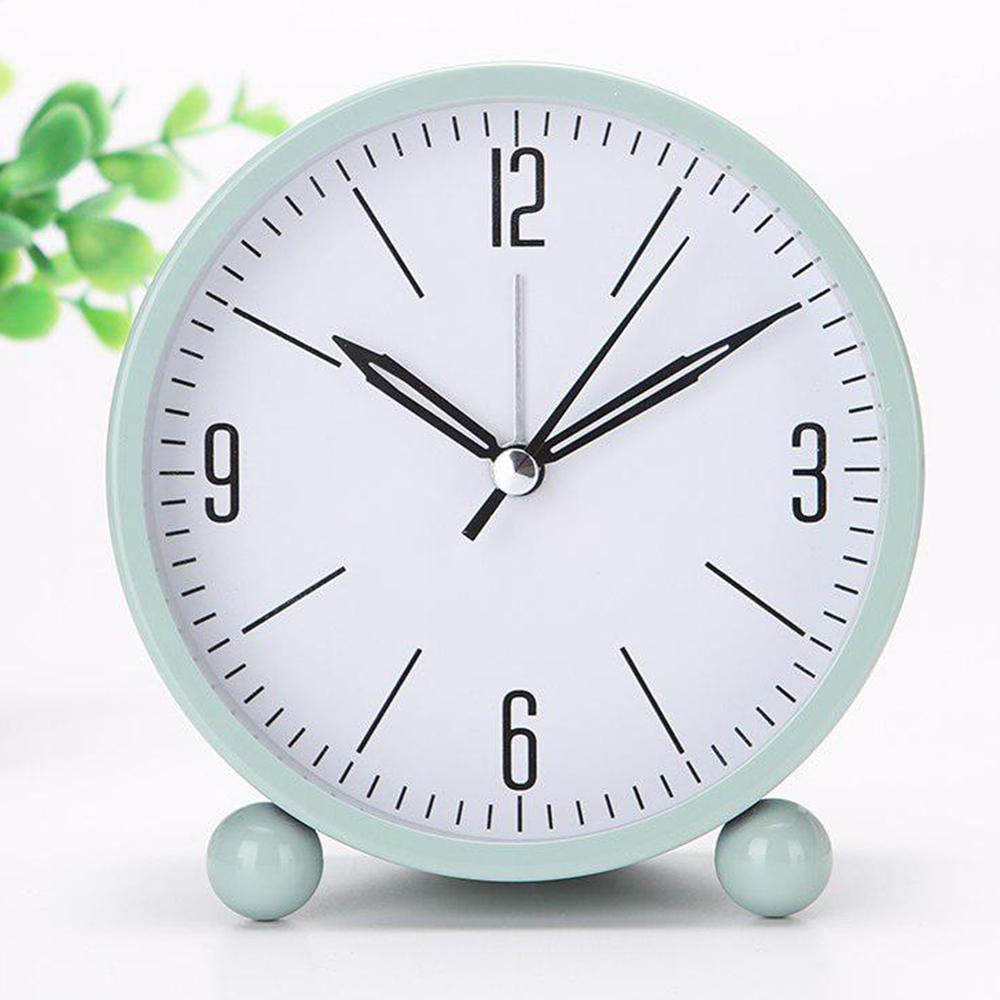 Analogue Silent Alarm Clocks Snooze Silent Sweeping Wake Up Table Clock Battery Powered Desk Bedside Clock for Office Bedroom
