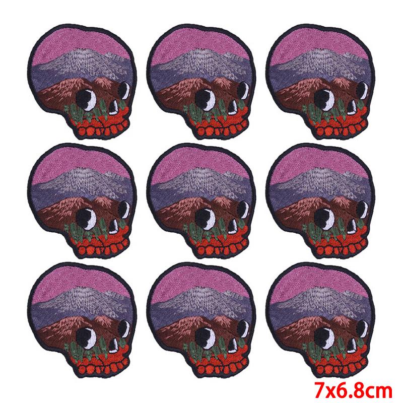 10 Pcs/lot Wholesale Embroidery Patch Iron On Patches For Clothing Patches On Clothes Jackets Decor Applique Sew Supplies