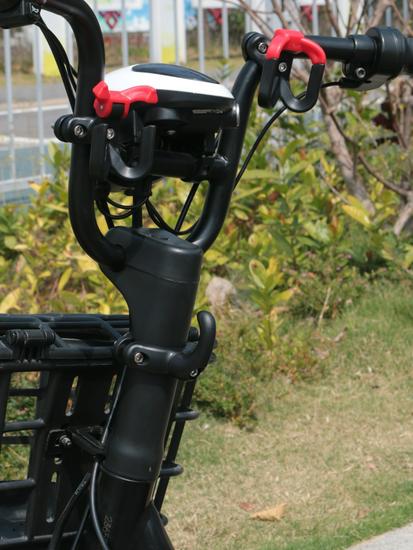 Universal No-Drill Non-Slip Hook for Electric Vehicles, Tricycles, and Motorcycles - Ideal for Helmets and Backpacks