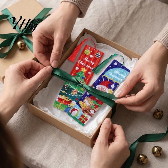 Stationery for Students 4PCS Christmas Theme Diamond Painting Bookmarks, Creative DIY Art Kits, Decorative Reading Supplies Stress Relief Portable