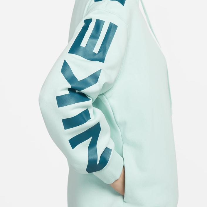 New Nike Jackets Women's Light Blue FB8048-346