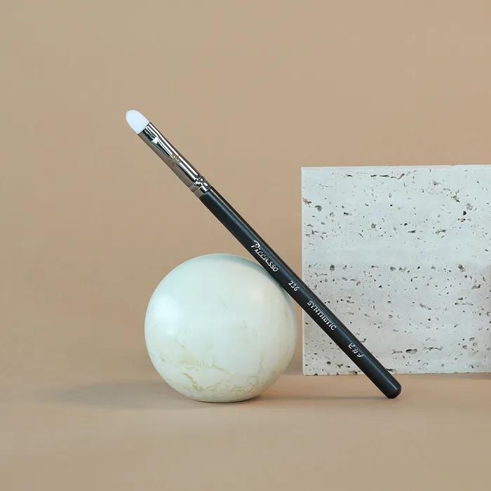 236 SYNTHETIC EYE SHADOW