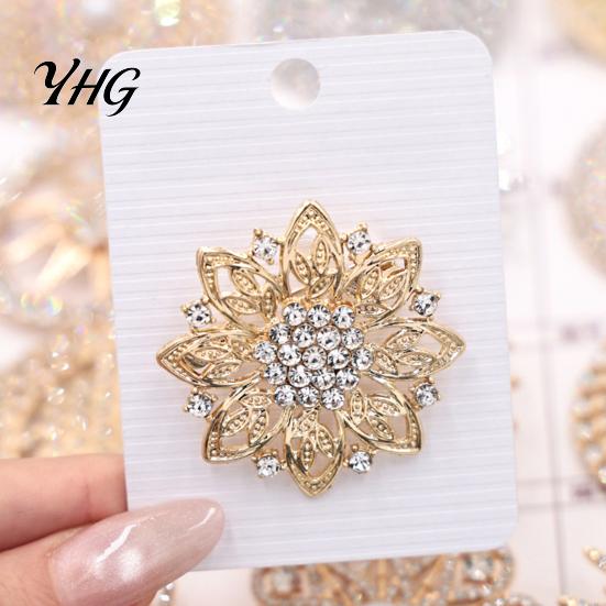 Flower Brooch Pin Hollow Rhinestone Brooch, Alloy Floral Decorative Lapel Pin, Shirt Collar Pins Vintage Clothing Jewelry for Wedding Party Prom Retro