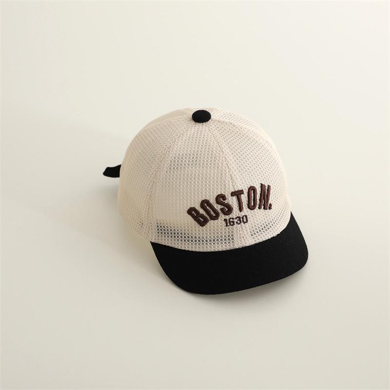 

1-3 года Детская бейсболка с вышивкой букв Летняя сетчатая дышащая для мальчиков и девочек Солнцезащитная шляпа для улицы с коротким козырьком Детские кепки с утиным языком чёрный