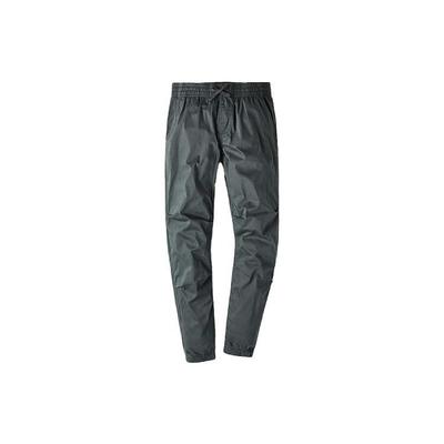 Partea de jos – Pantaloni de trening și colanți