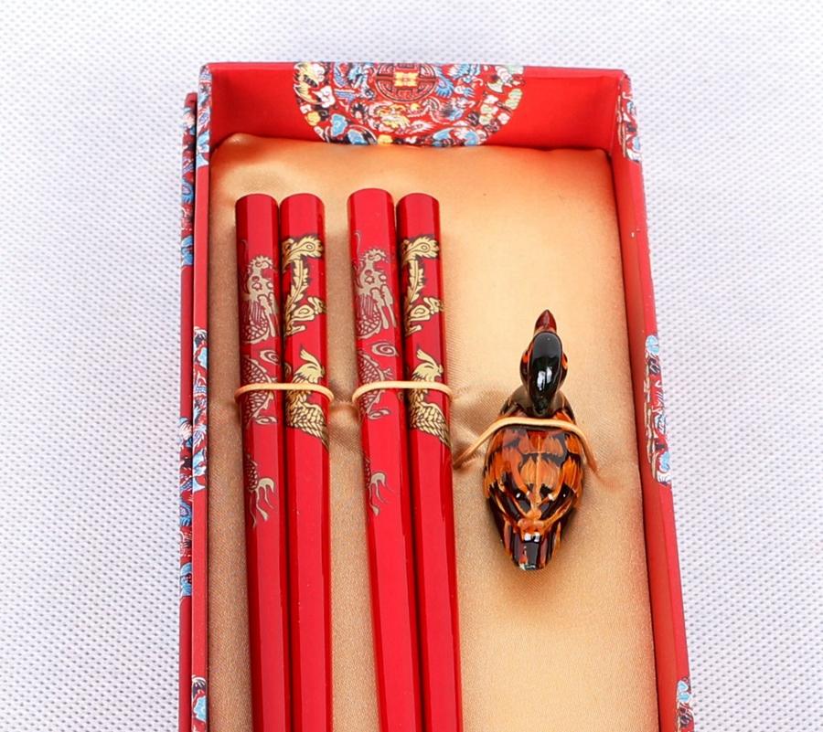 wood chopsticks 2 pairs with holders Chinese characteristics China Affairs presents best gift chopsticks souvenir