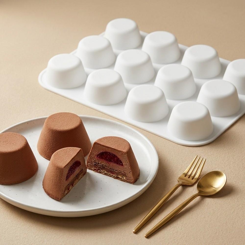 12 Cavity Silicone Baking Molds Non-Stick Cupcake Molds New Pudding Mould  for  Dessert Baking
