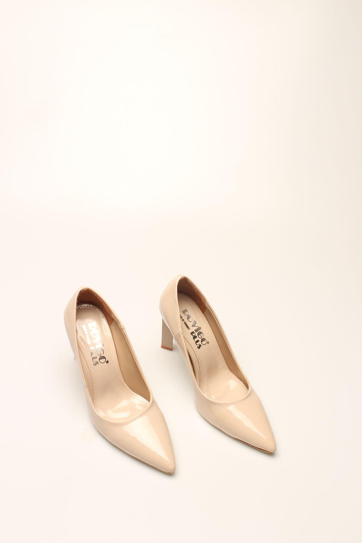 

Женские модные туфли на шпильке из лакированной кожи на шпильке