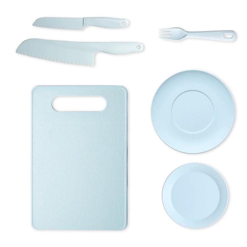 Available Kindergarten Plastic Kitchen & Fruit Knife Set for Kids - Includes Baby Fork & Vegetable Cutting Tools.