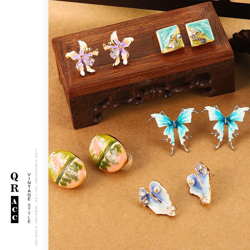 Natural Pearl Flower Oil Drop Earrings Oil Painting Series Enamel Geometric Butterfly Earrings Jewelry Niche Fashion Women