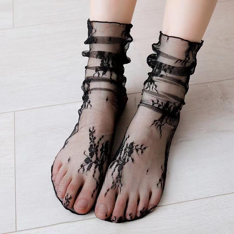 Women's Harajuku Socks Ladies Breathable Transparent Floral Lace Sock Sweet Mesh Fishnet Sock Soft Breathable Socks