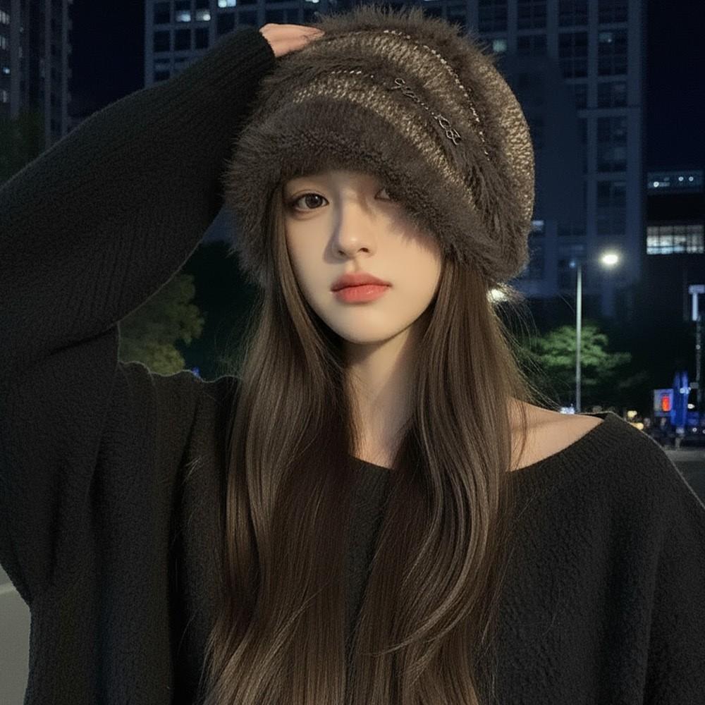Autumn and winter warm, retro big head, big face, small plush pile hat girl