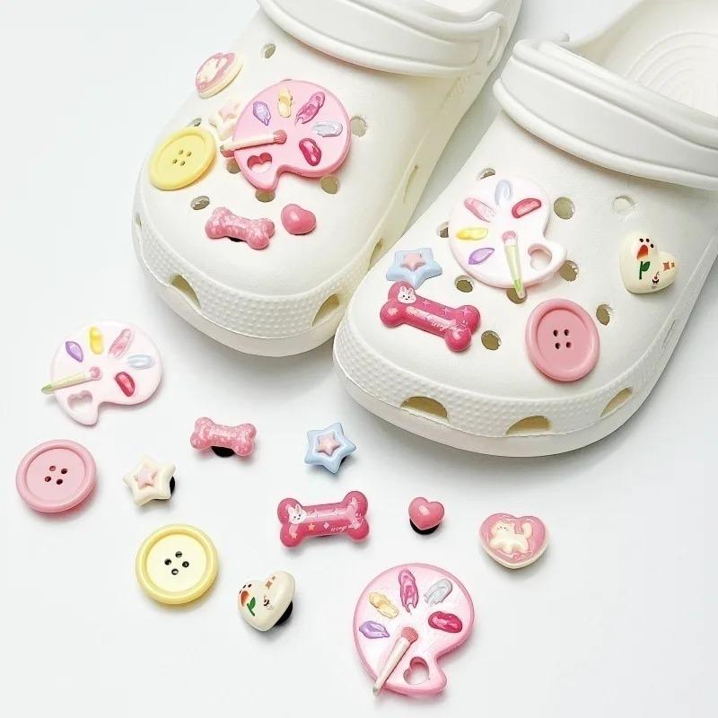 Cute Palette Style Shoe Charms Accessories Perfect for Clogs Slide Sandals Garden Shoe Decoration Buckles Pins Summer Gifts