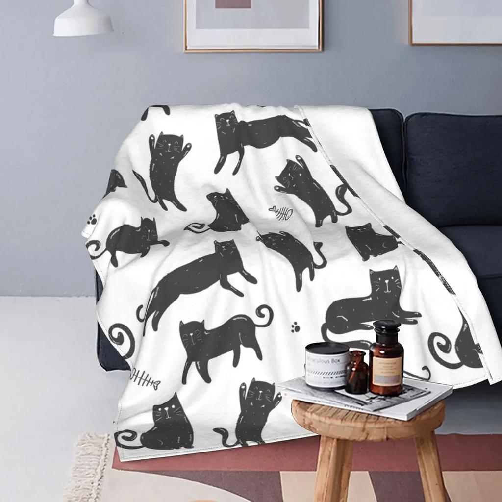 Cute Black Cat with Yellow Eyes Soft Throw Blanket All Season Warm Blankets Lightweight Fuzzy Flannel Throw Blanket for Bed Sofa