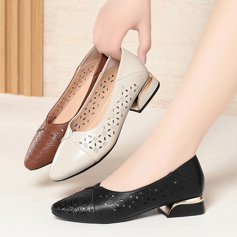 Plus Size 35-43 Breathable Cutout Floral Genuine Leather Shoes Women Flats 2025 Spring Summer Square Heels Shoes for Mom Daily
