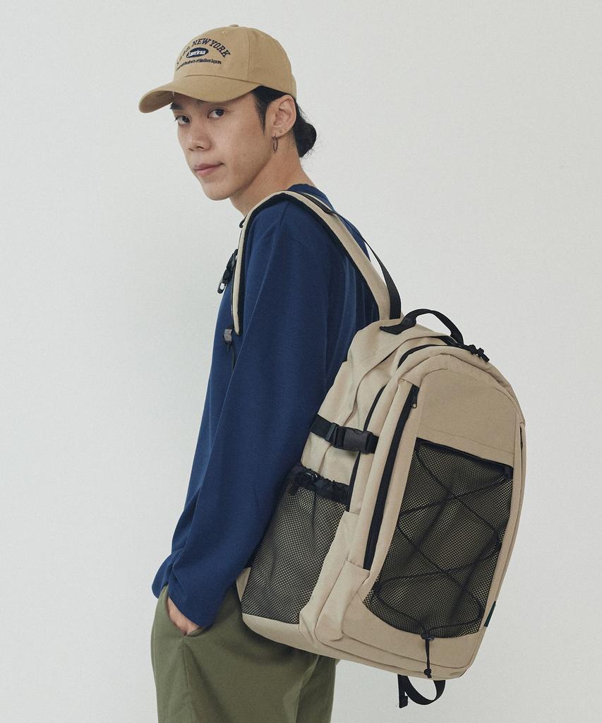 Analog Mood Withstring Daylight Backpack (Beige)