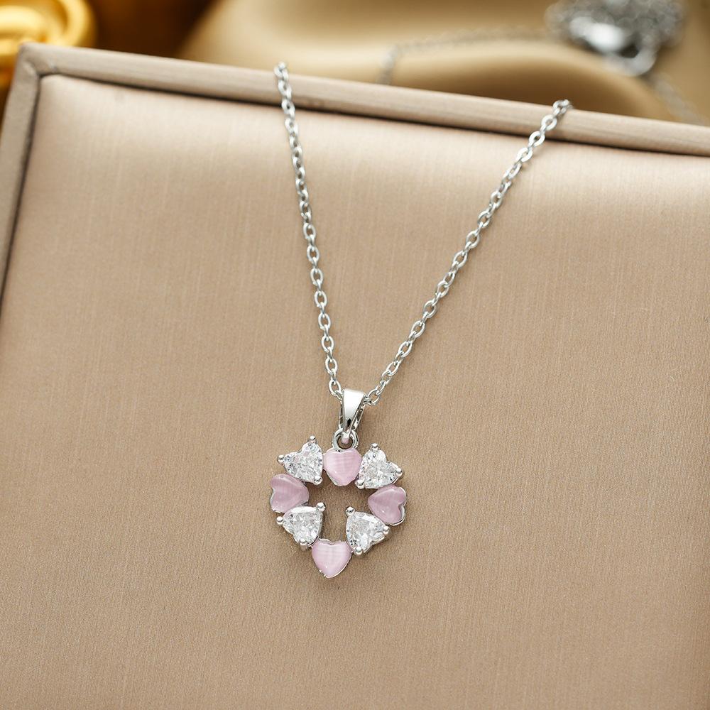 

Новое ожерелье Love, полное бриллиантовых цветов и белой цепочки на ключицу