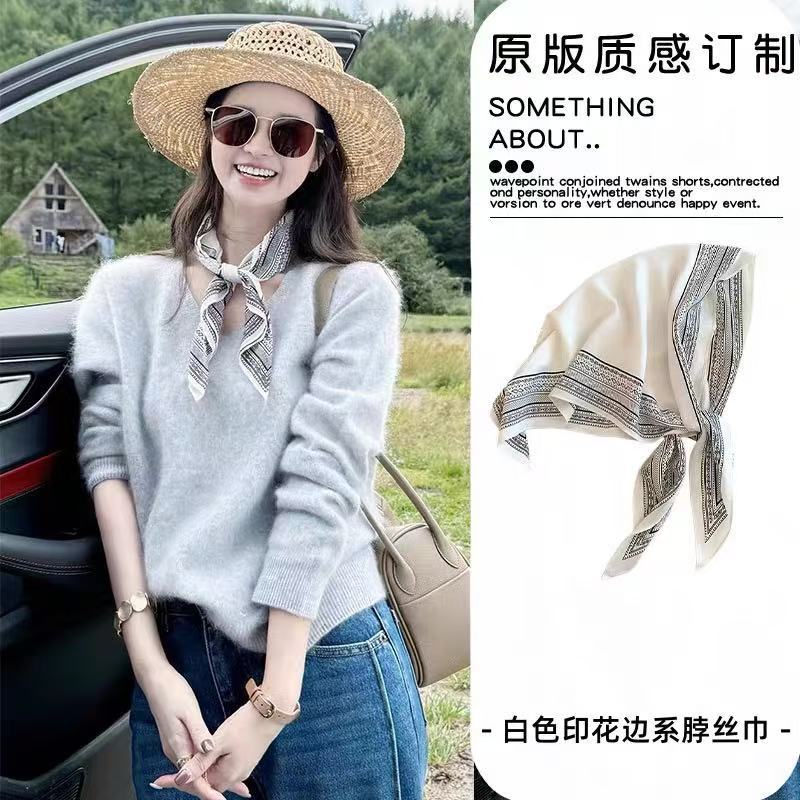 Retro black cashew flower triangle scarf women's autumn and winter high sense fashion versatile silk scarf temperament scarf shawl accessories