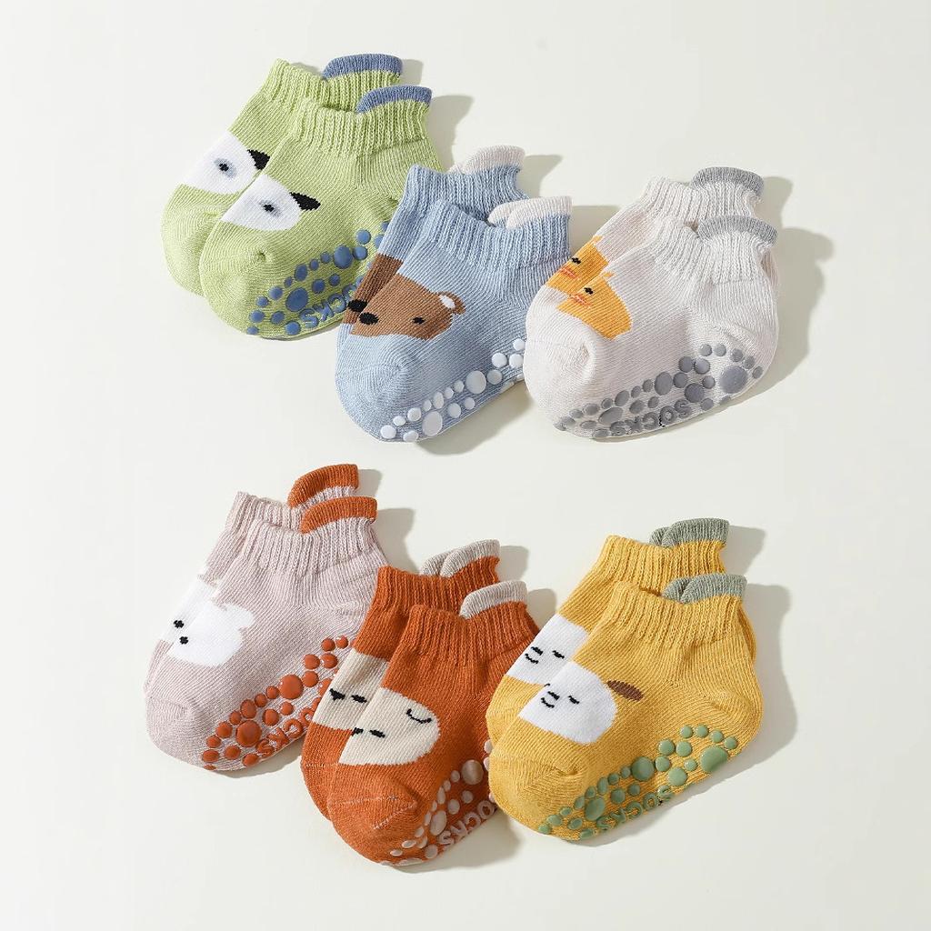 Rutschfeste Kleinkindsocken (0-5 Jahre) mit Silikonnoppen für Indoor-Hüpfen und Yoga, weiche Baumwollsocken mit Tiermotiven, 6 Paar