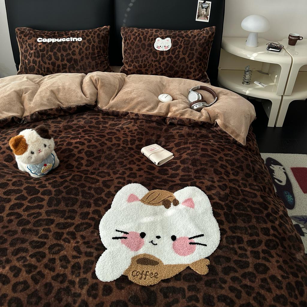 Kawaii Bear Embroidered Winter Bedding Set Thickened Warm Milk Velvet Duvet Cover Set with Sheets Soft Flannel Quilt Cover Kit