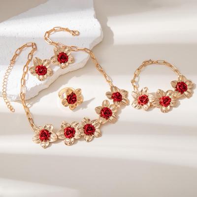 Europese Retro Rode Roos Vierdelige Sieradenset: Ketting, Armband, Ring - Elegante Metalen Ketting Accessoires