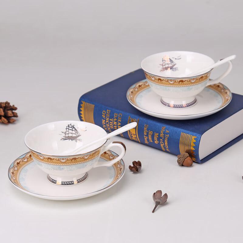 

Процветающий Танский Рифмованный Костяной Фарфор Кофейный Сервиз