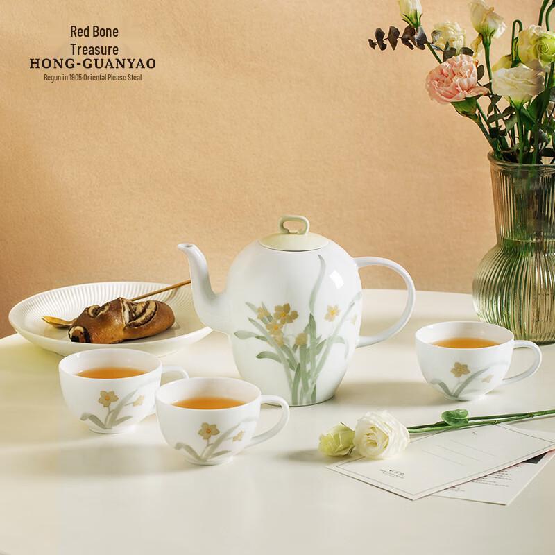 

Hongguanyao Lingbo Fairy 8-Piece Underglaze Ceramic Tea Set