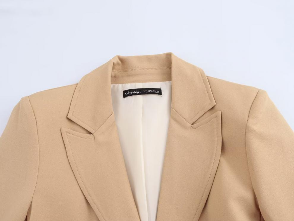 Autumn European & American High Street Women's Slim Fit Suit Jacket with Golden Buttons