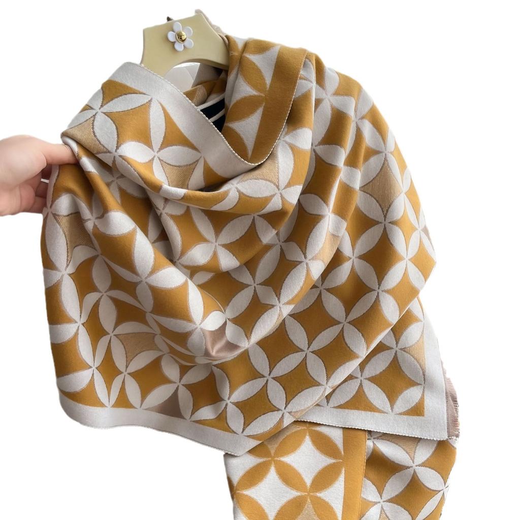 Scarf Women'S Diamond-Shaped Lattice Autumn And Winter Korean Thickened Air-Conditioned Room Warm Shawl Women'S Scarf