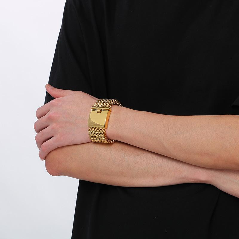 Domineering Thick Square Fish Scale Jewelry, Vacuum Plated 30Mm Front And Back Chain Titanium Steel Men'S Bracelet