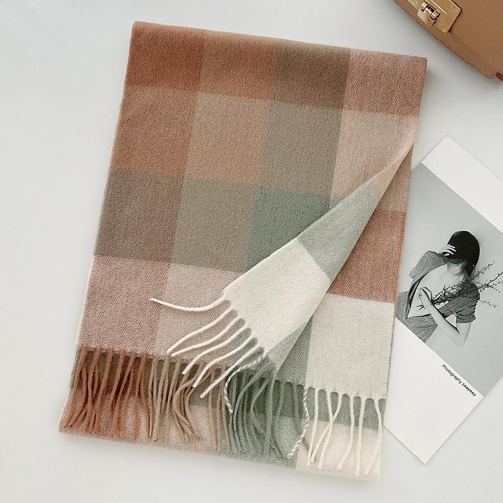 100% Pure Wool Scarf Female Winter Warm Cashmere Shawl Checkerboard Couple Accessory Outdoor Wrap Windproof Scarf