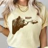 Boop! Maglietta Comfort Colors®, Maglietta Orso Vintage che si tocca il naso, Maglietta Divertente Retrò, T-shirt Grafica Unisex Animale Vintage Meme Divertente