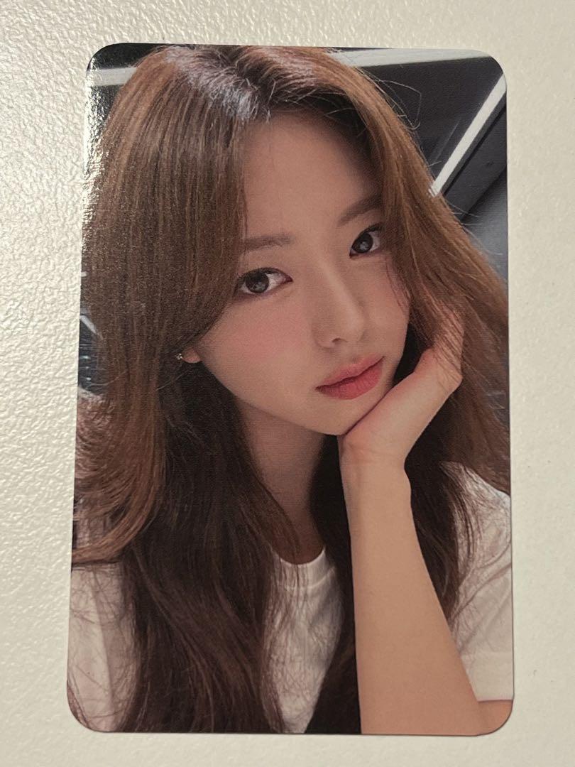 

[Б/У] ITZY Юна Санок Фотокарточка