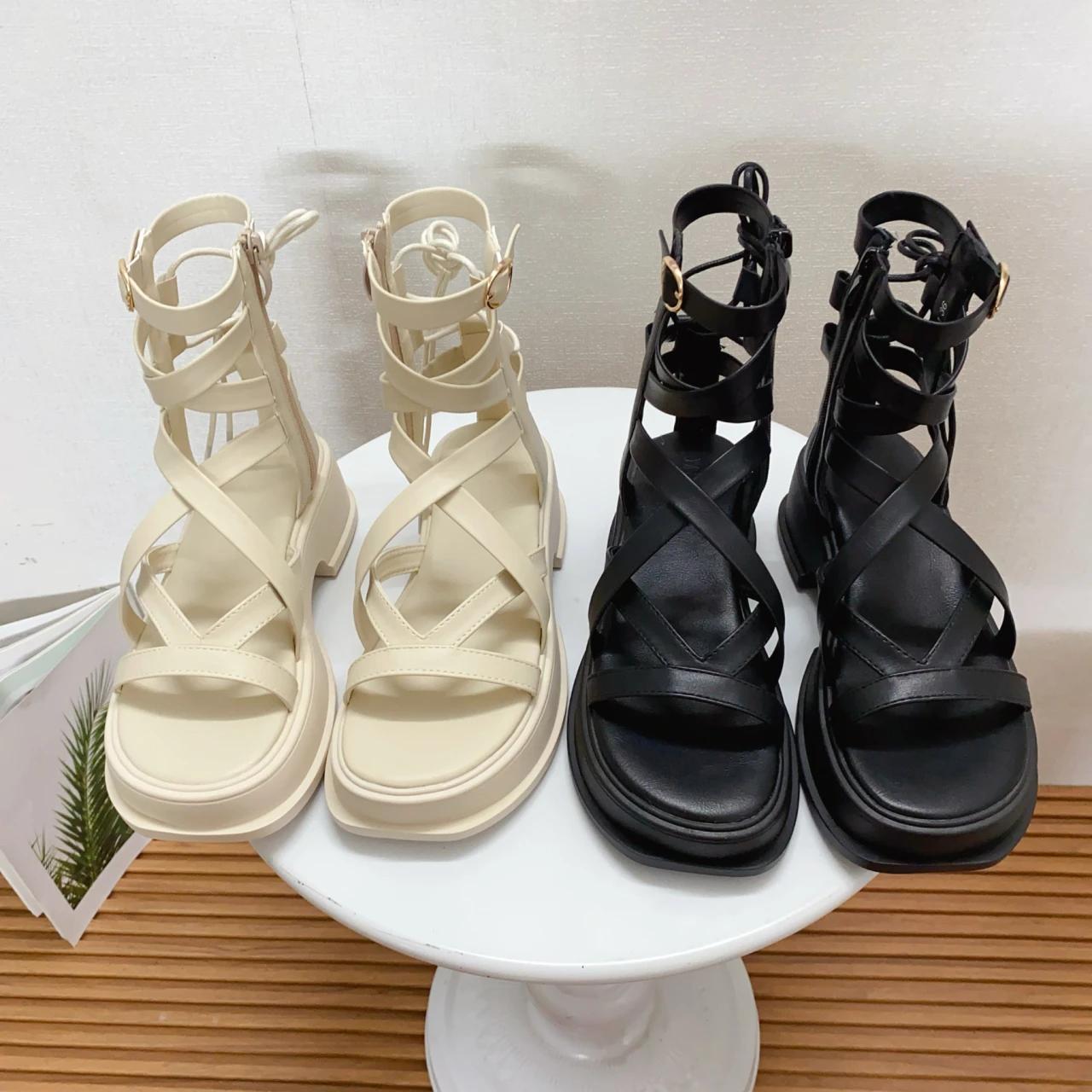 Модные сексуальные высокие сандалии с перекрестными ремешками — фото 6